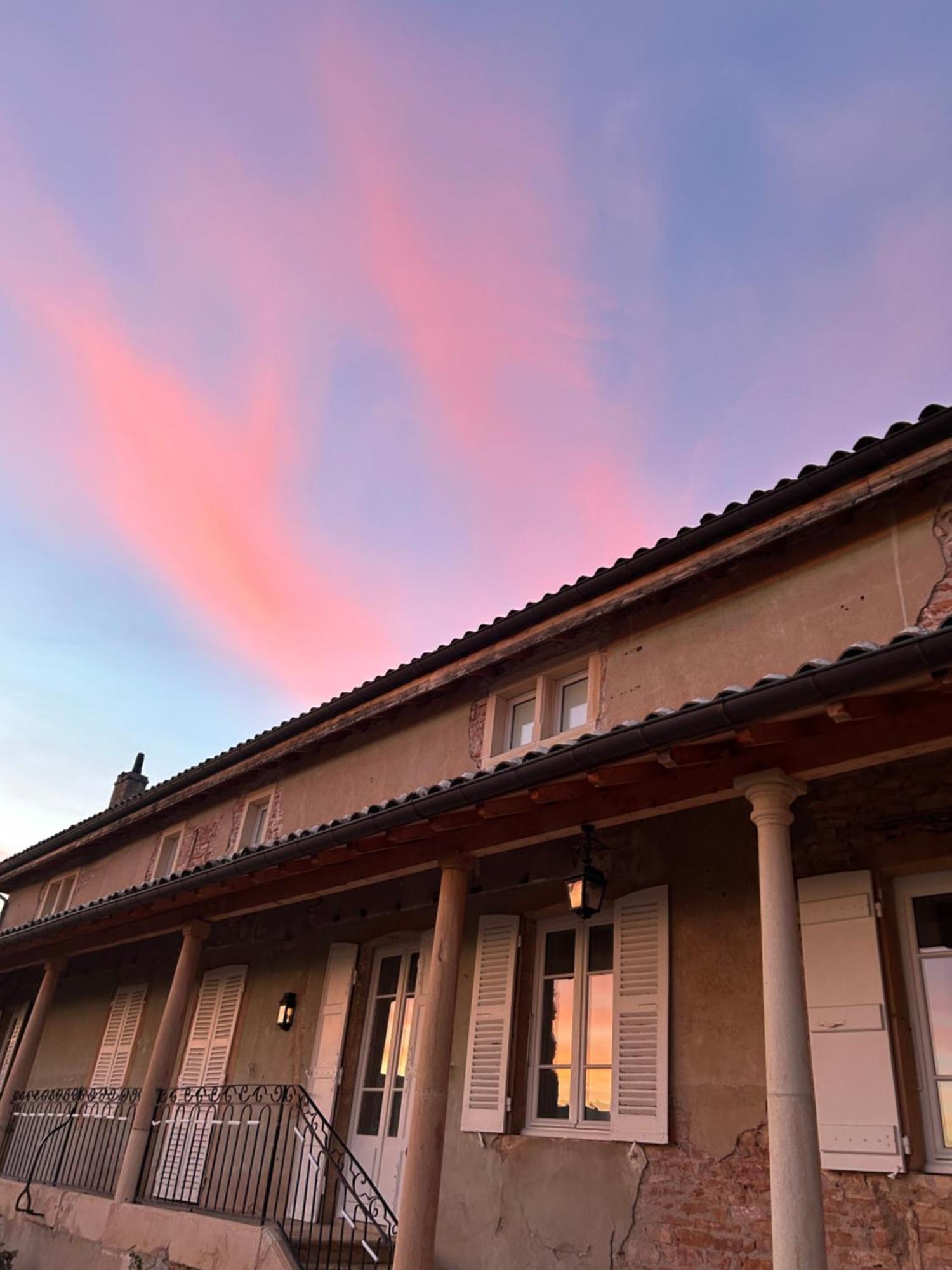 Chambres D'Hotes Vers La Croix Leynes Ngoại thất bức ảnh